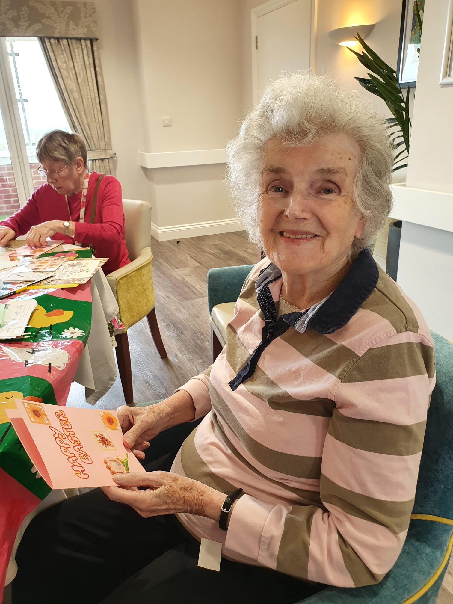 Residents Making Easter Cards